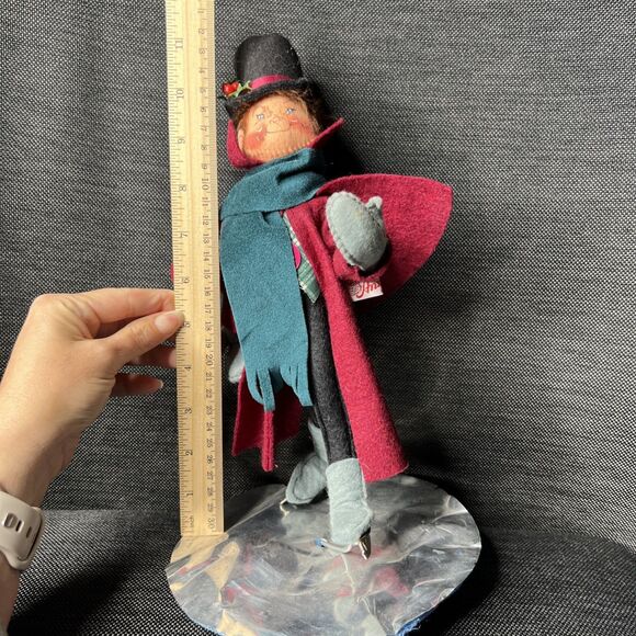 Vintage ANNALEE Ice Skating Doll 11" Skater Winter Top Hat Victorian Christmas - Picture 6 of 10
